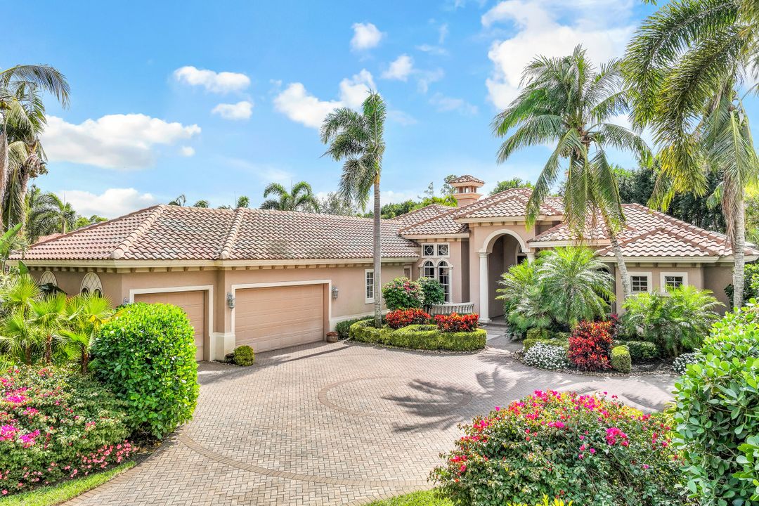 18600 Verona Lago Dr, Miromar Lakes, FL 33913