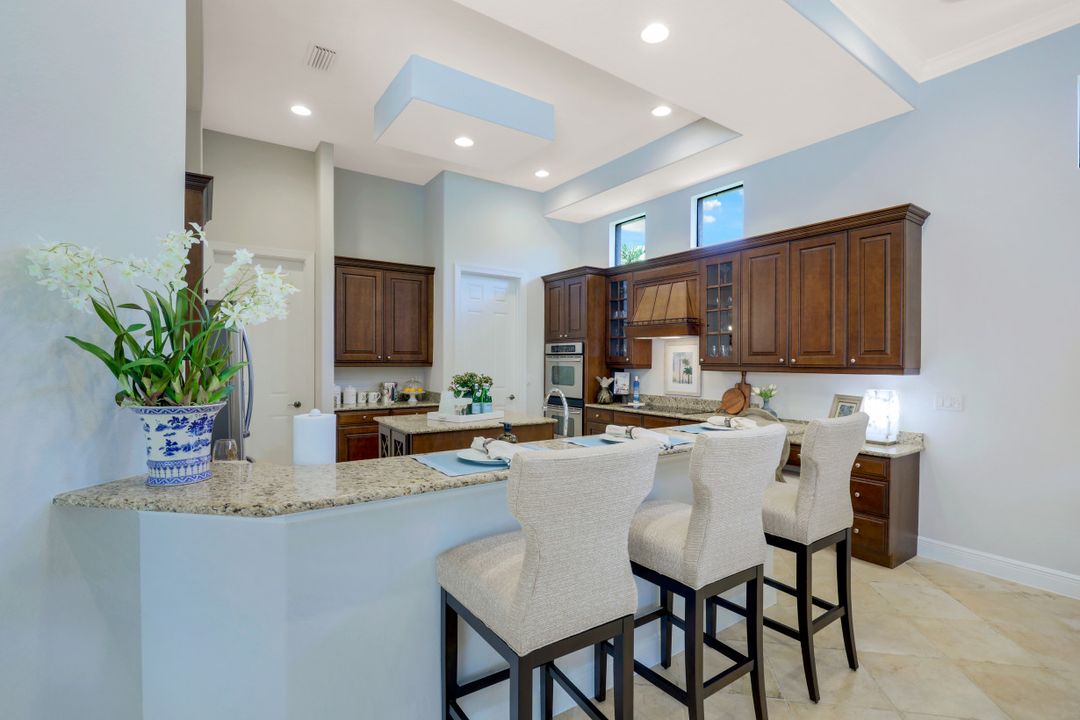 3114 Terramar Ct, Naples, FL 34119