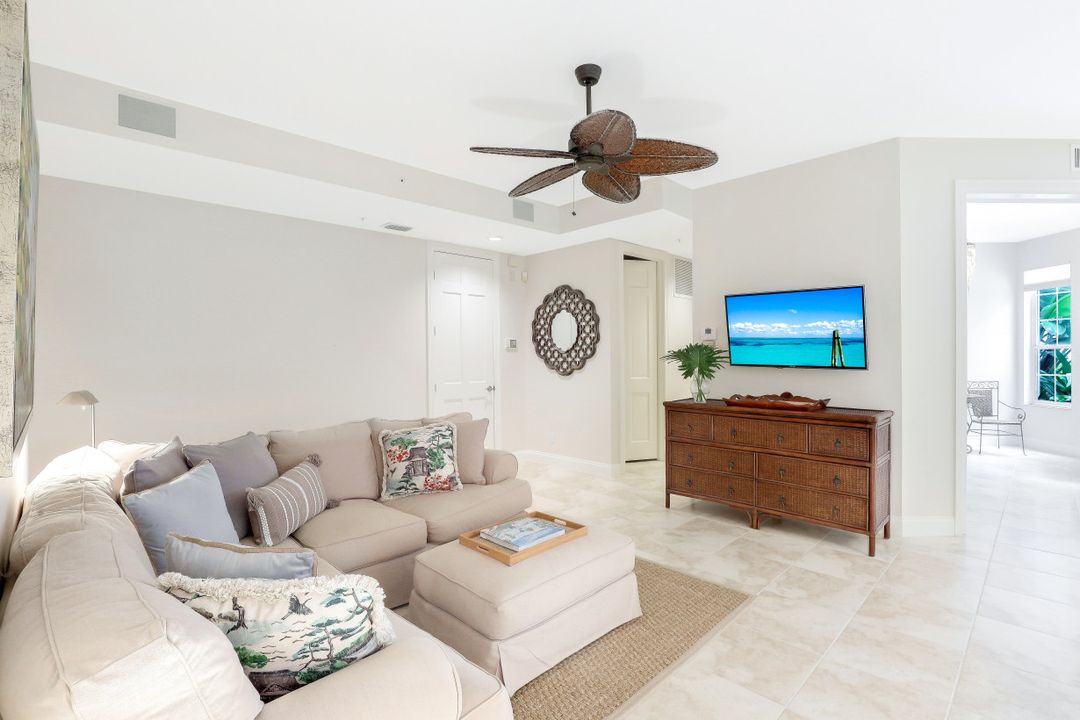 141 Colonade Cir #141, Naples, FL 34103