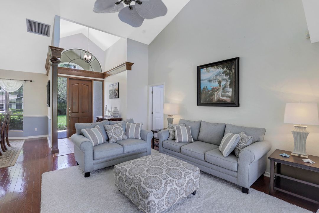 6830 Highland Pines Cir, Fort Myers, FL 33966