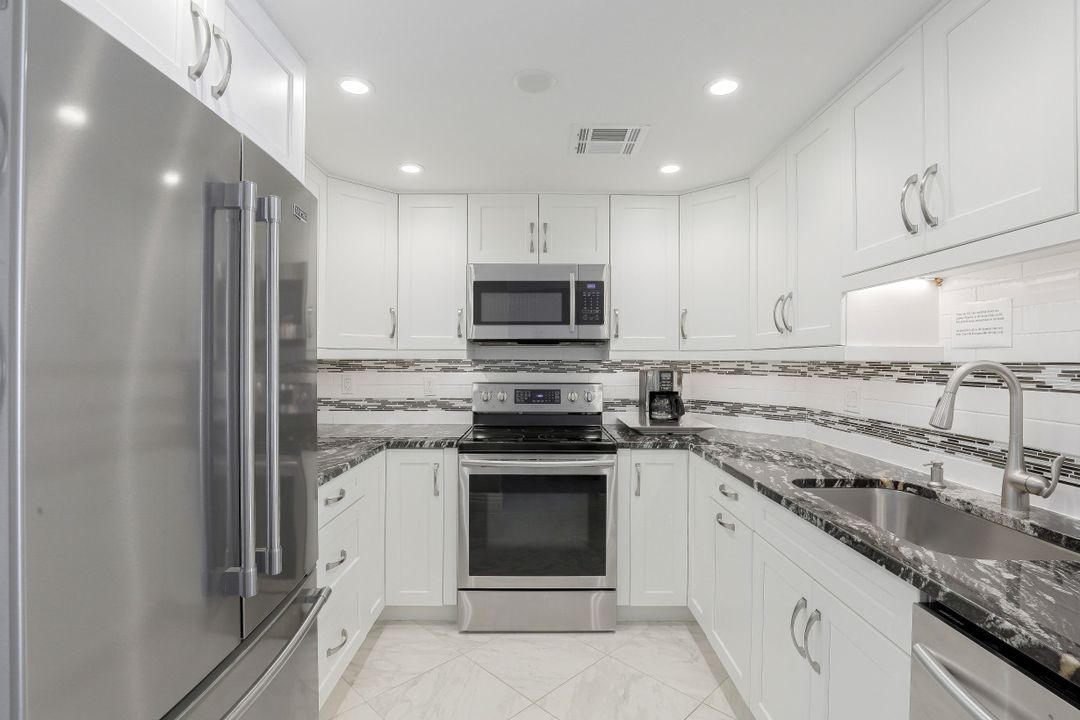 440 Seaview Ct #909, Marco Island, FL 34145