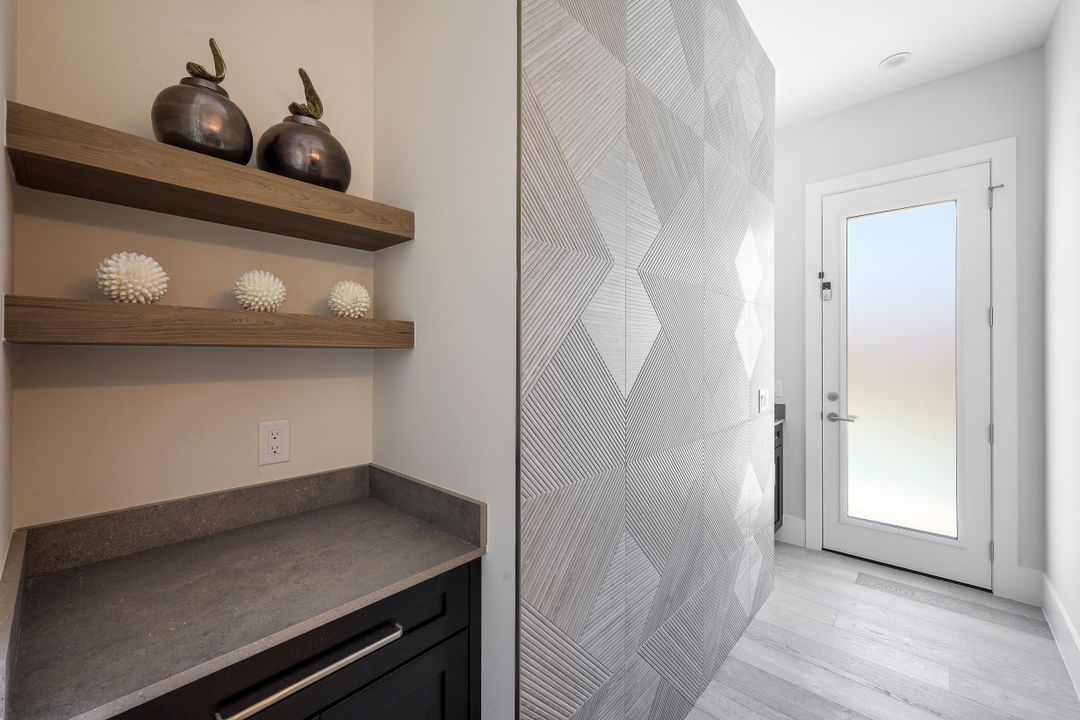 1250 Spanish Ct, Marco Island, FL 34145