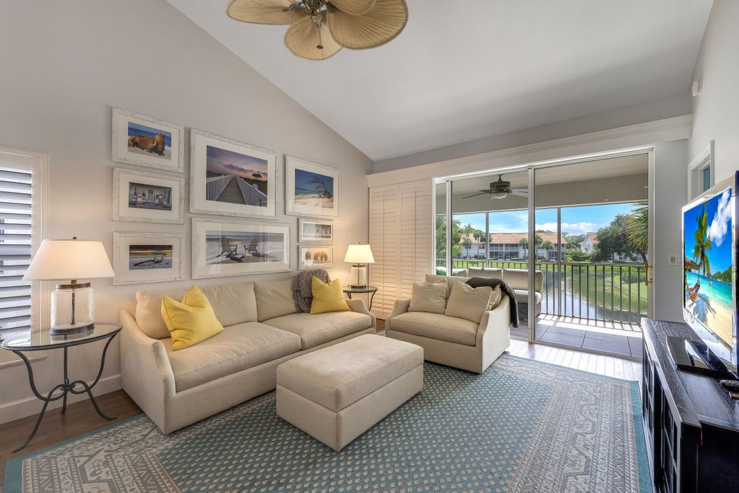 5100 Cedar Springs Dr #201, Naples, FL 34110