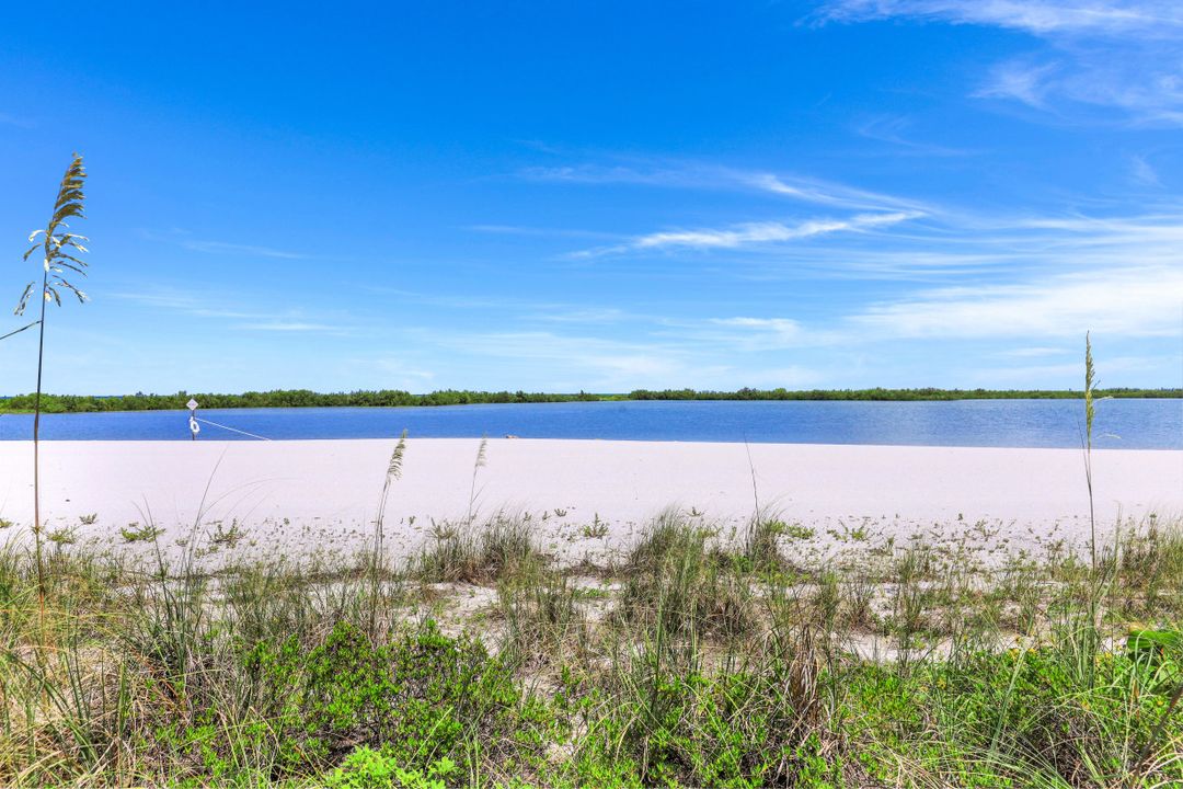 158 S Beach Dr, Marco Island, FL 34145