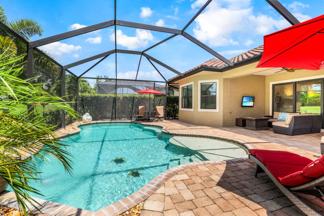 9097 Isla Bella Cir, Bonita Springs, FL 34135