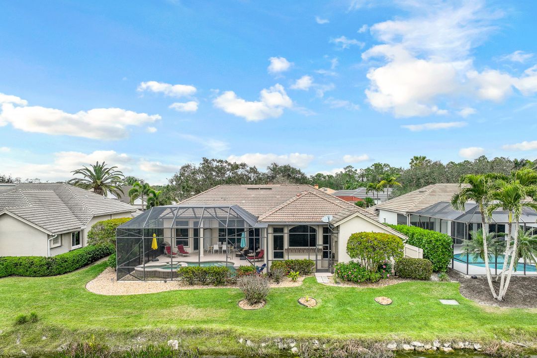 606 Shoreline Dr, Naples, FL 34119