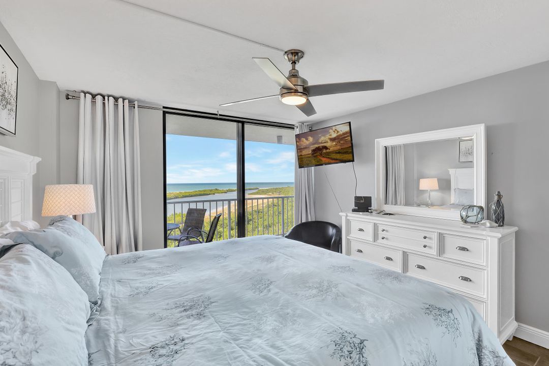 440 Seaview Ct #1002, Marco Island, FL 34145