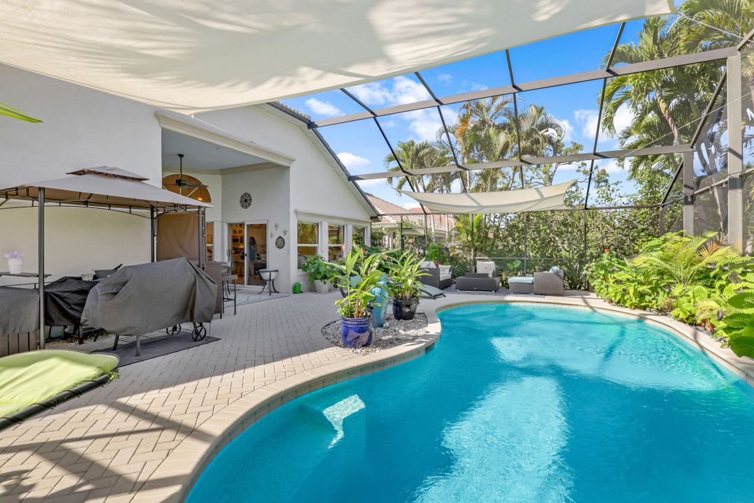 7008 Burnt Sienna Cir, Naples, FL 34109