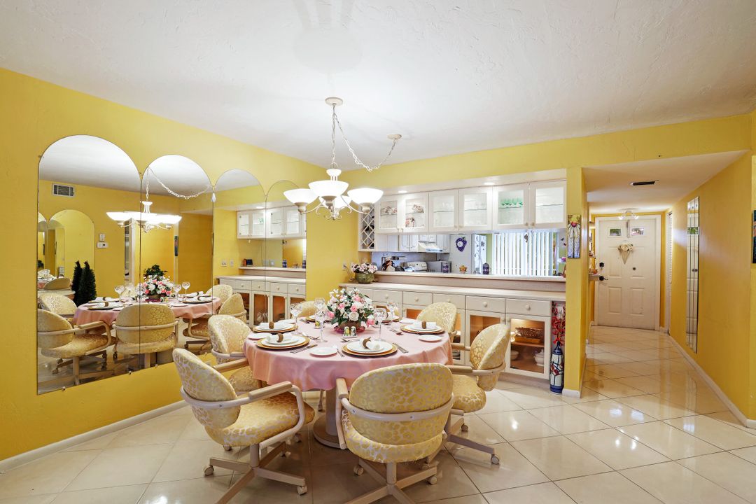 3631 Arctic Cir, Naples, FL 34112