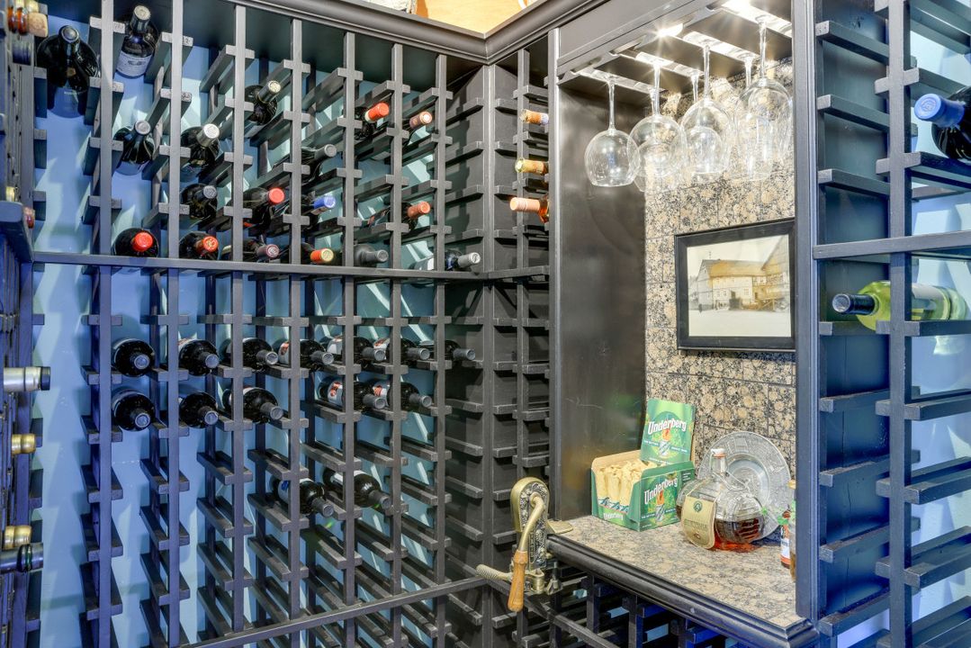 28419 Sombrero Dr, Bonita Springs, FL 34135