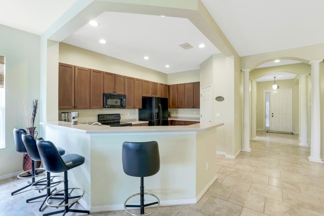 13826 Cleto Dr, Estero, FL 33928