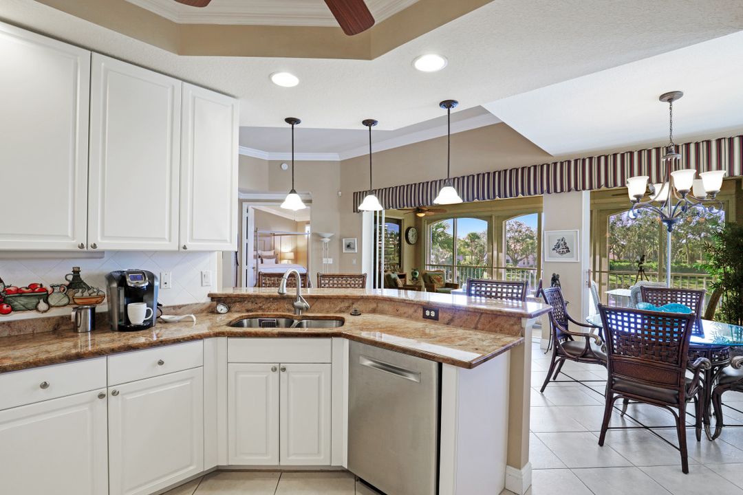 24381 Sandpiper Isle Way #204, Bonita Springs, FL 34134