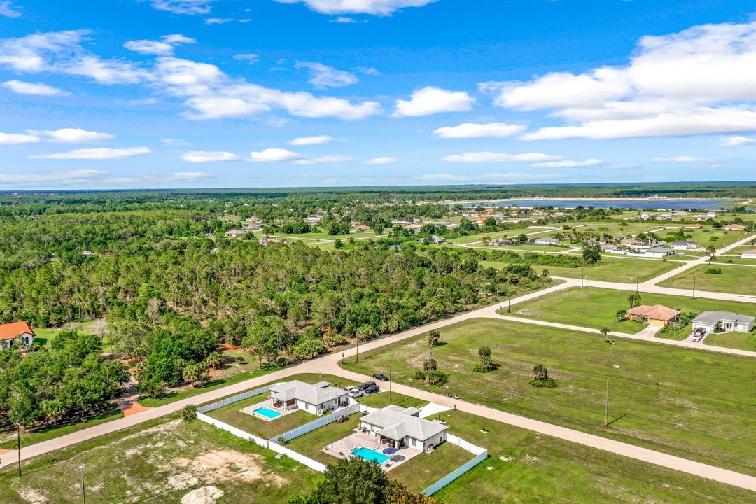 4020 NW 41st Pl, Cape Coral, FL 33993