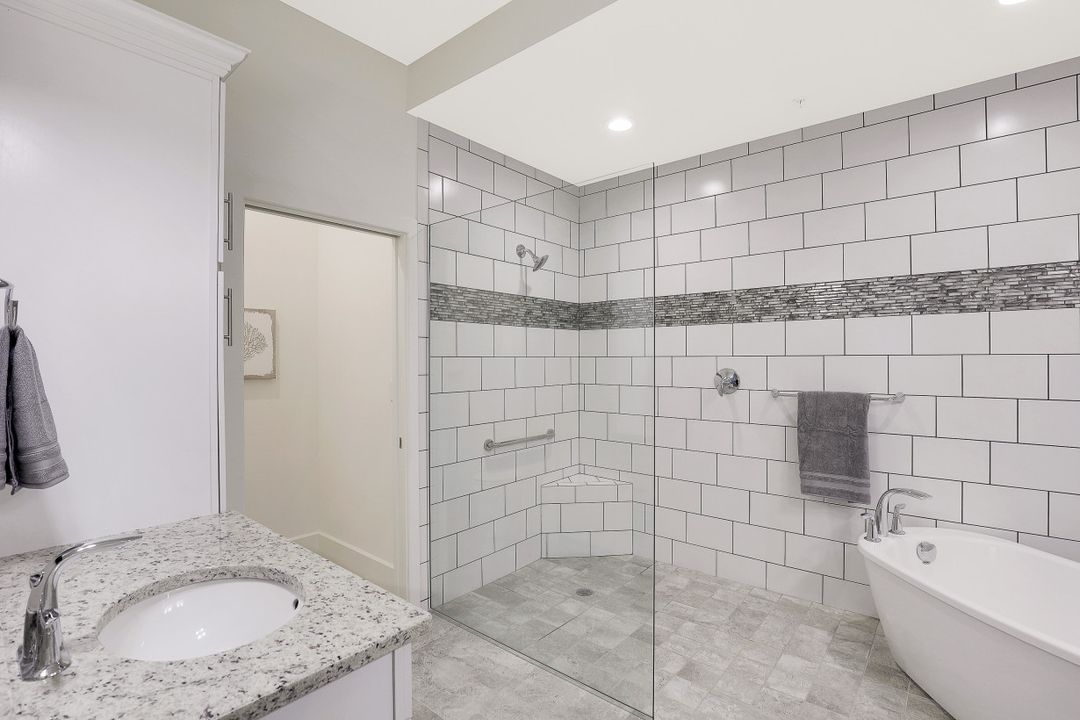 21460 Strada Nuova Circle #B#211, Estero, FL 33928