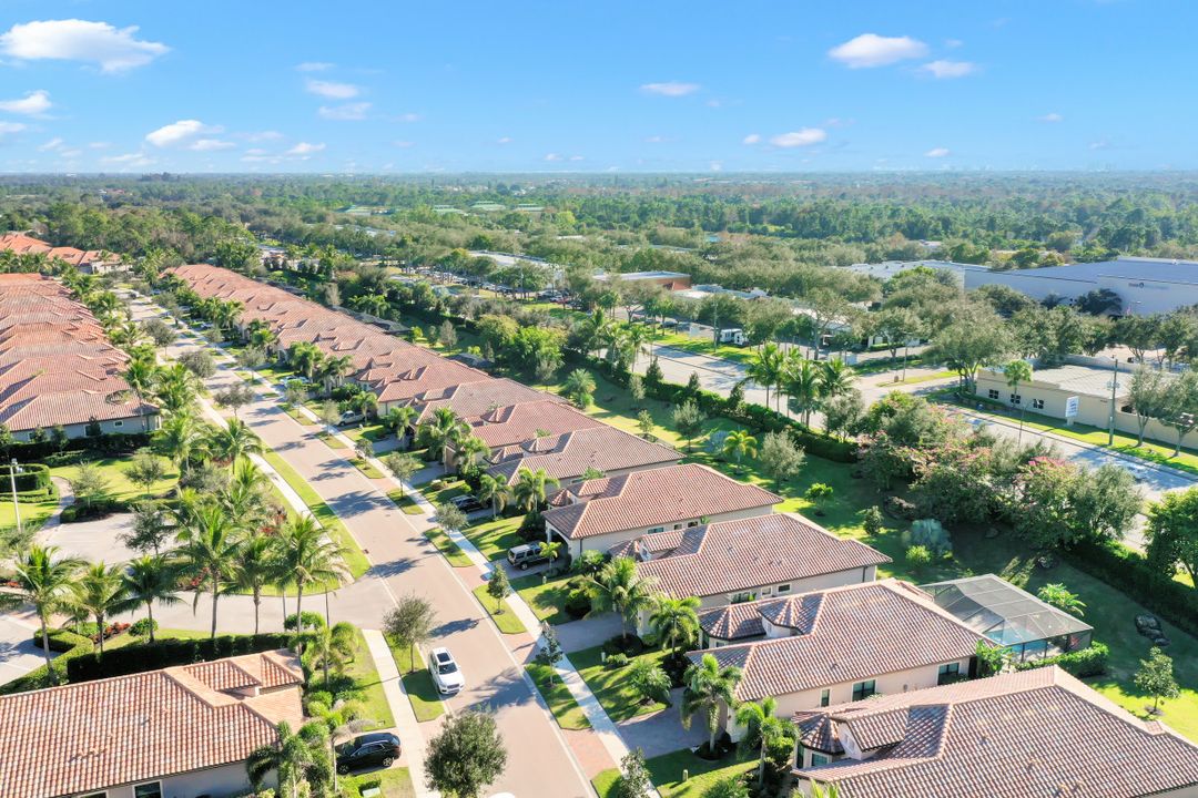 9037 Isla Bella Cir, Bonita Springs, FL 34135