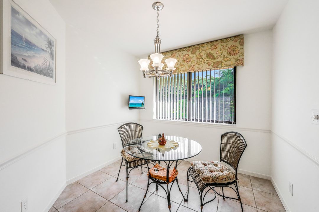 78 Bennington Dr  #Bldg8 #5, Naples, FL 34104