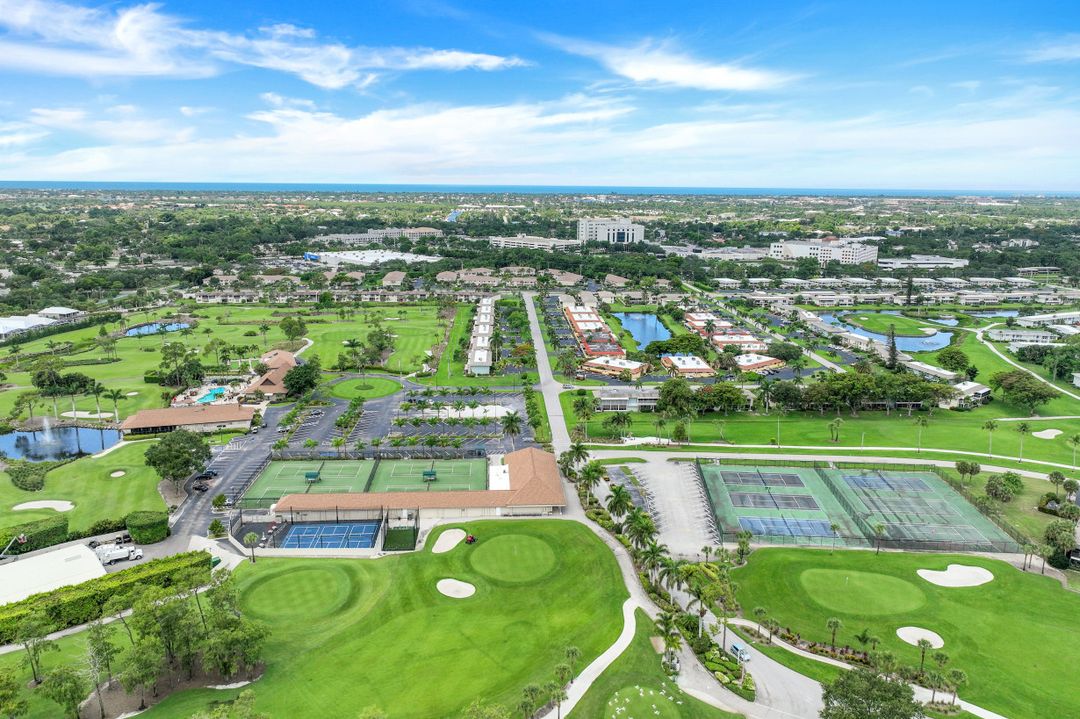 2326 Kings Lake Blvd, Naples, FL 34112