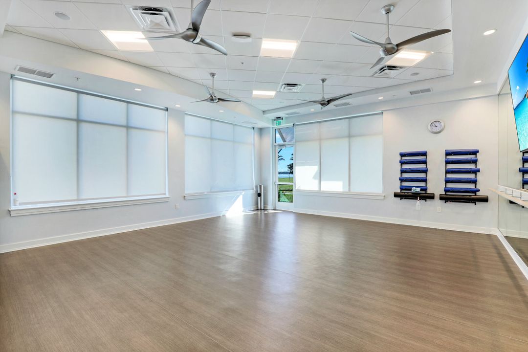 13896 Blue Bay Cir, Fort Myers, FL 33913