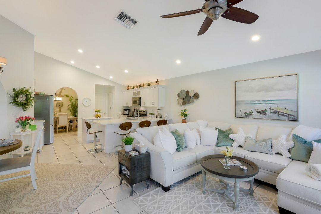 7008 Burnt Sienna Cir, Naples, FL 34109