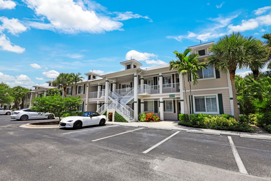 7910 Mahogany Run Ln #1225, Naples, FL 34113