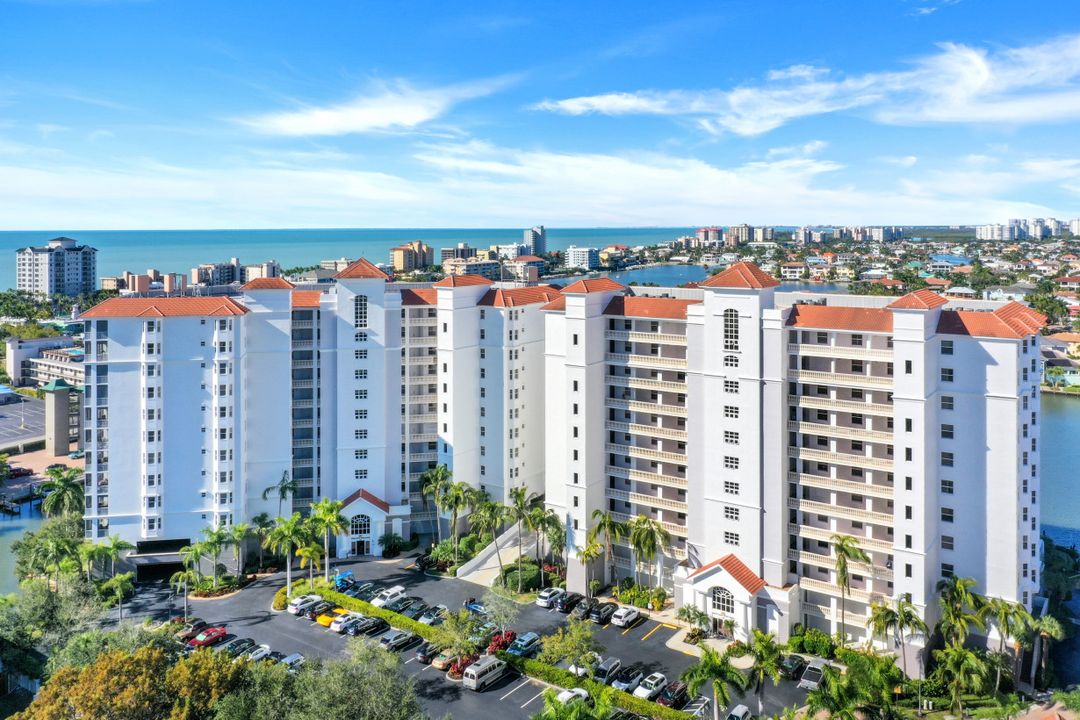 410 Flagship Dr #604, Naples, FL 34108