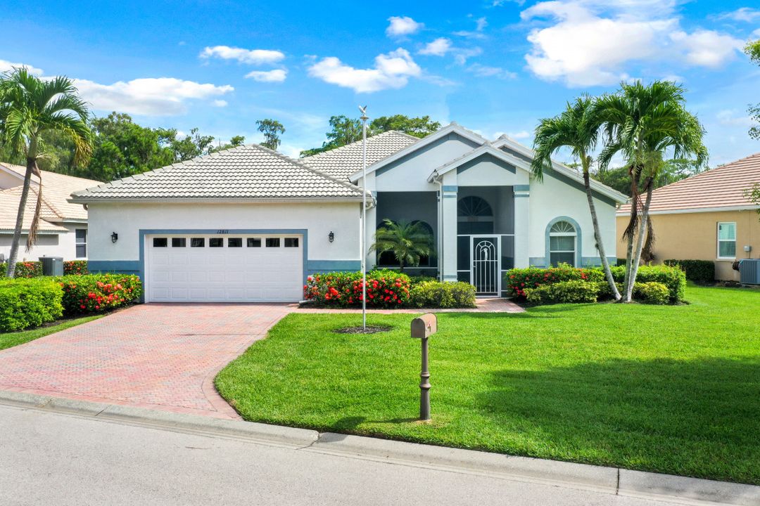 12811 Silverthorn Ct, Bonita Springs, FL 34135