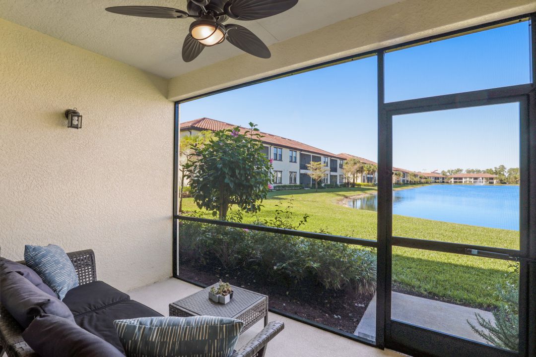 15126 Palmer Lake Cir #103, Naples, FL 34109