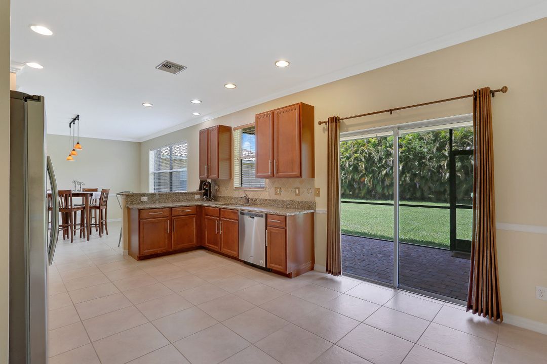 10007 Via San Marco Loop, Fort Myers, FL 33905