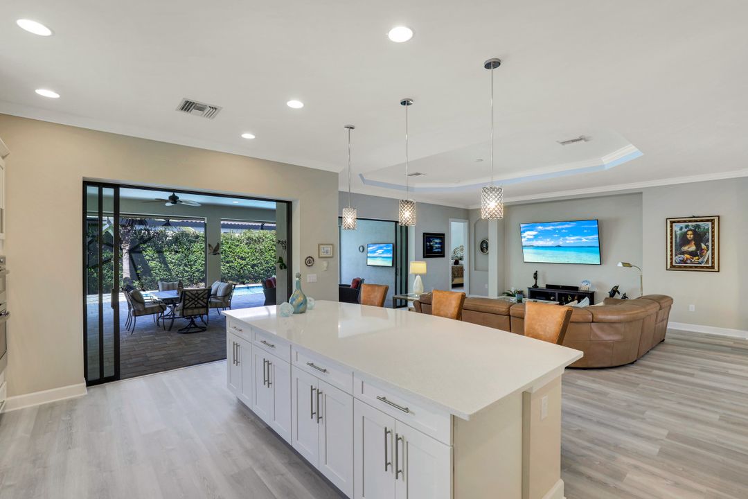 3227 Quilcene Ln, Naples, FL 34114