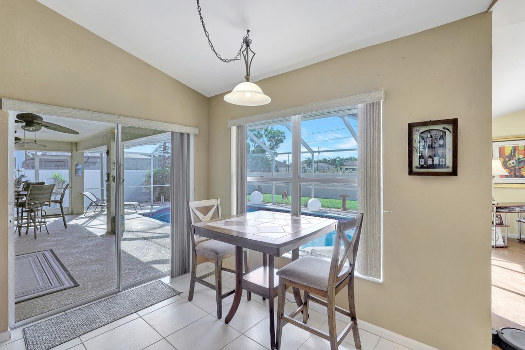 1922 Cape Coral Pkwy W, Cape Coral, FL 33914