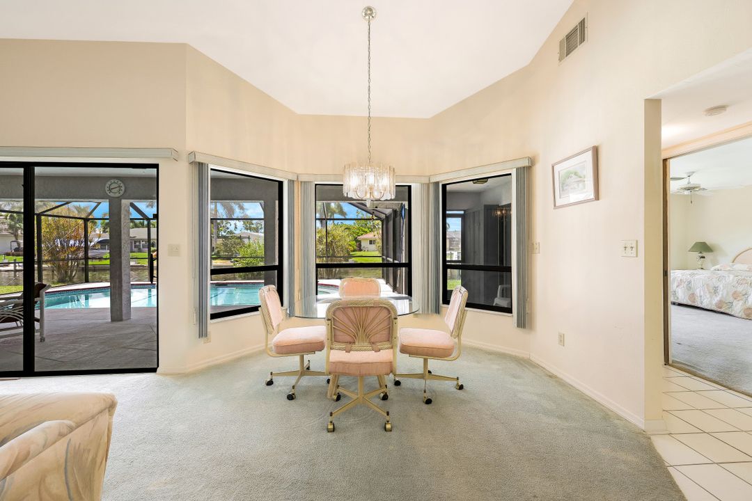 2215 SE 31st St, Cape Coral, FL 33904