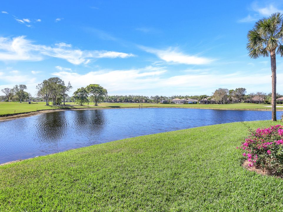 8979 Morgan Ct, Naples, FL 34113