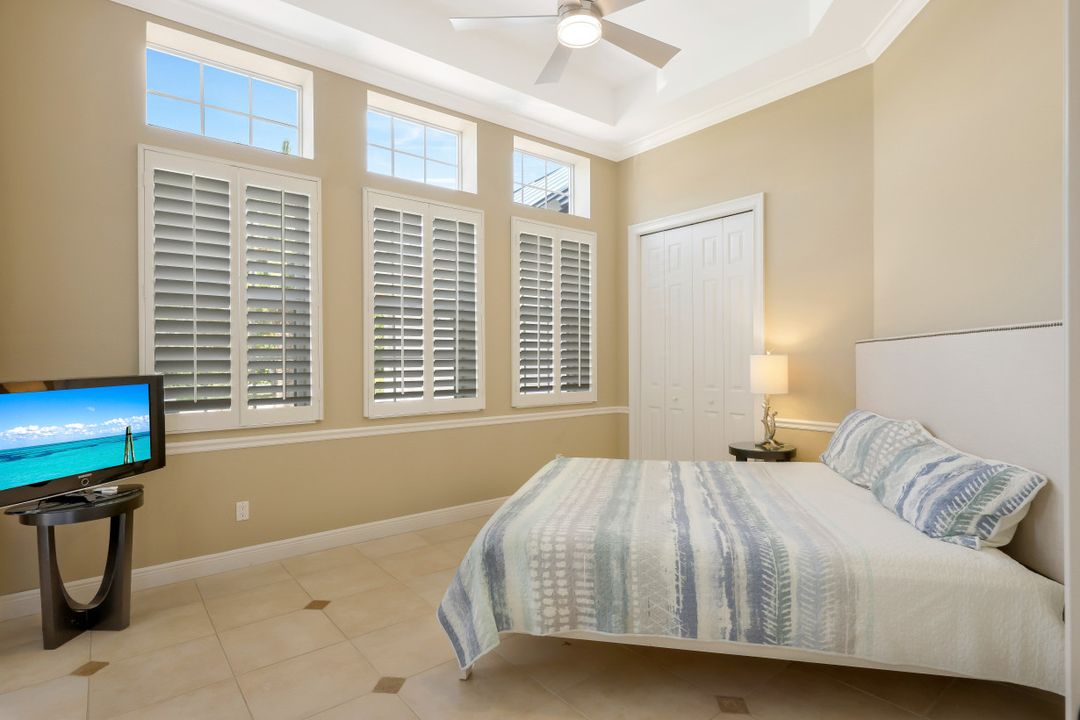 2422 El Dorado Pkwy W, Cape Coral, FL 33914