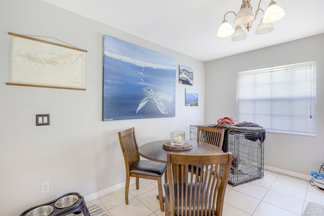 9589 Crescent Garden Dr #101, Naples, FL 34109