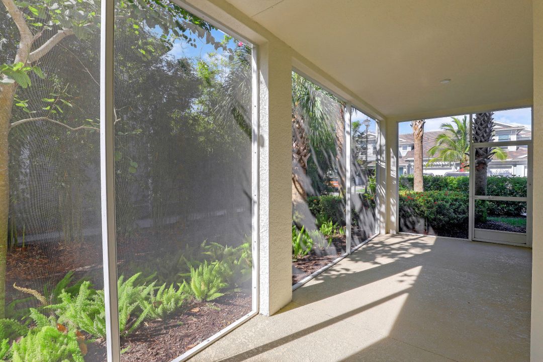 2344 Sheen Ln #304, Naples, FL 34120