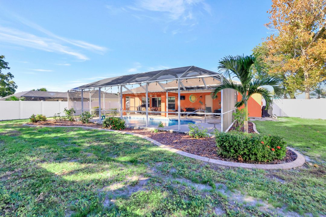 1422 SE 31st Terrace, Cape Coral, FL 33904