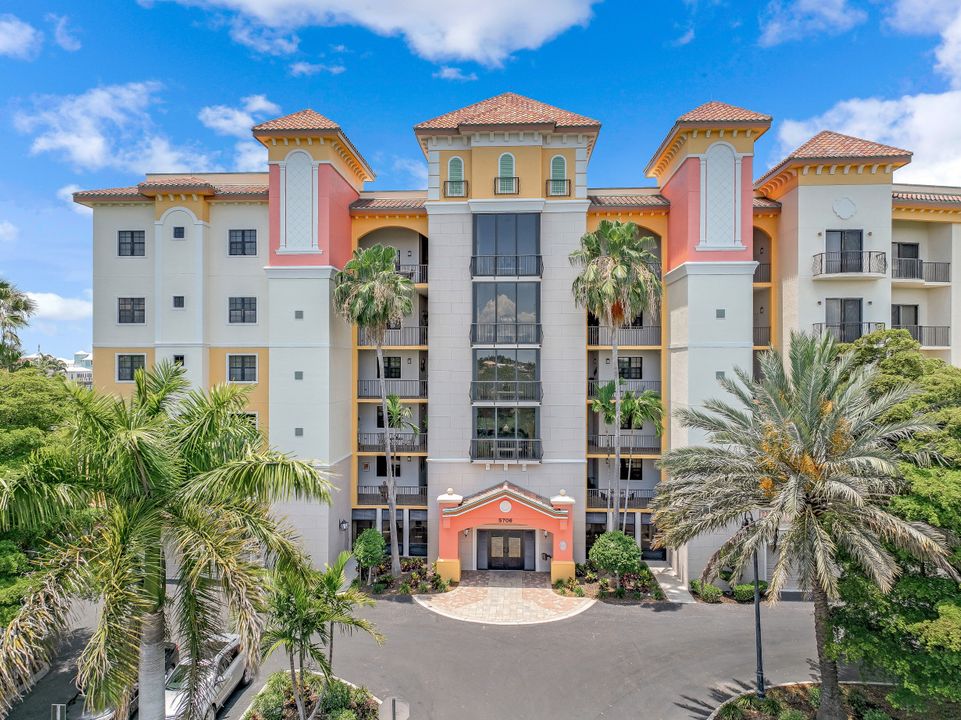 5706 Cape Harbour Dr #110, Cape Coral, FL 33914