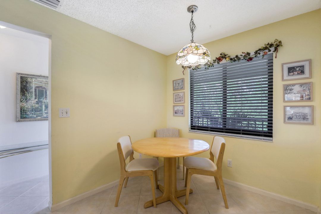 5784 Deauville Cir #B-302, Naples, FL 34112
