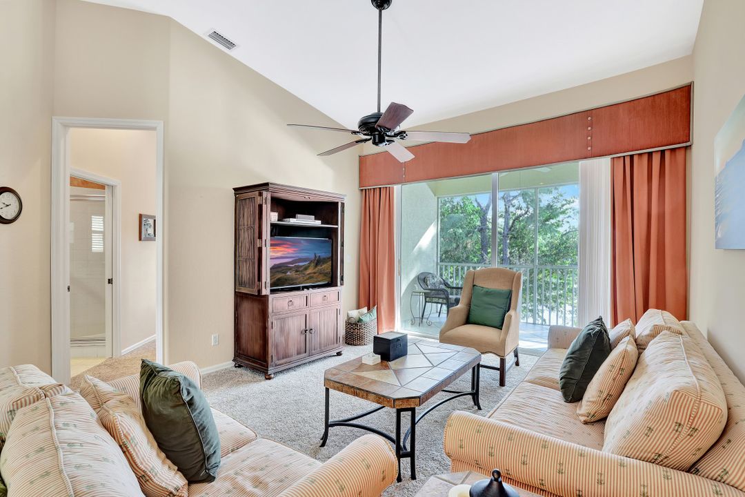 1180 Sarah Jean Cir #201, Naples, FL 34110