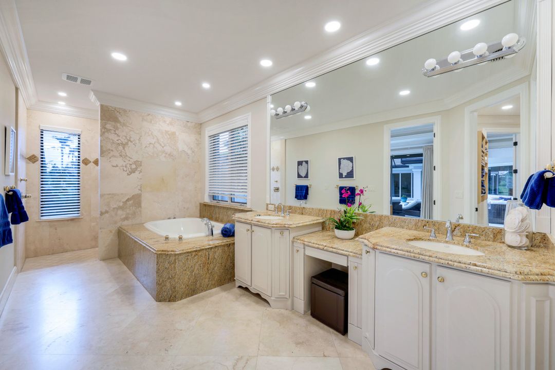3351 Oak Hammock Ct, Bonita Springs, FL 34134