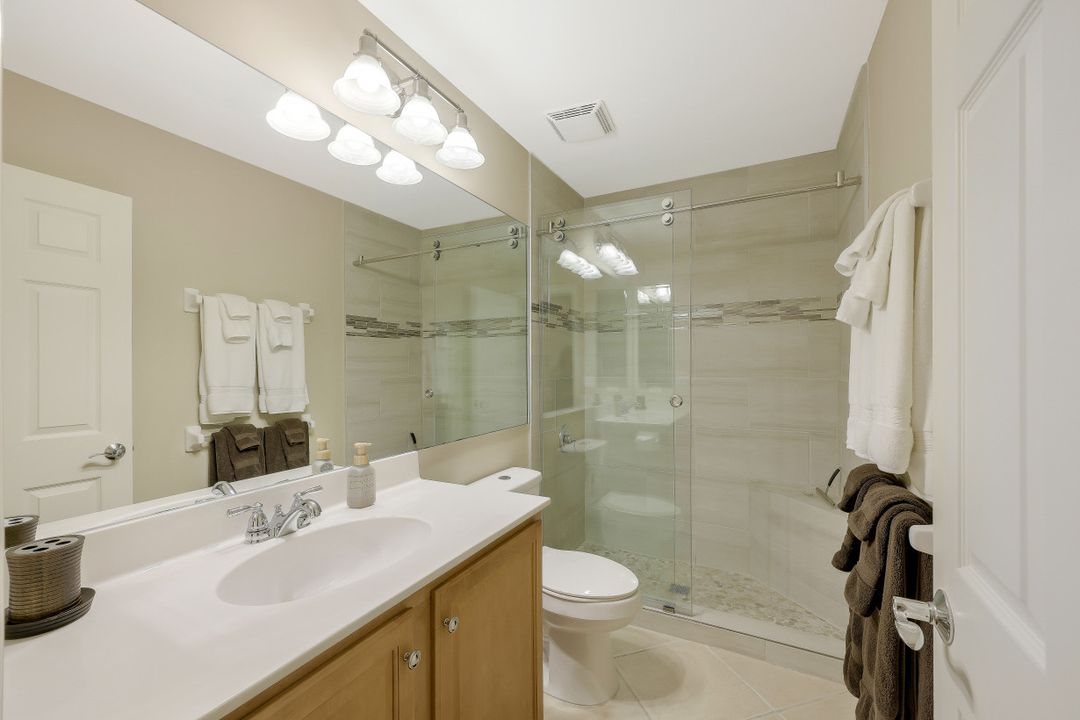 11857 Bramble Ct, Naples, FL 34120