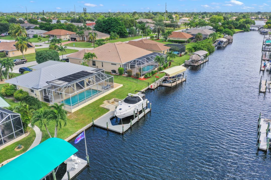 136 SW 38th Terrace, Cape Coral, FL 33914