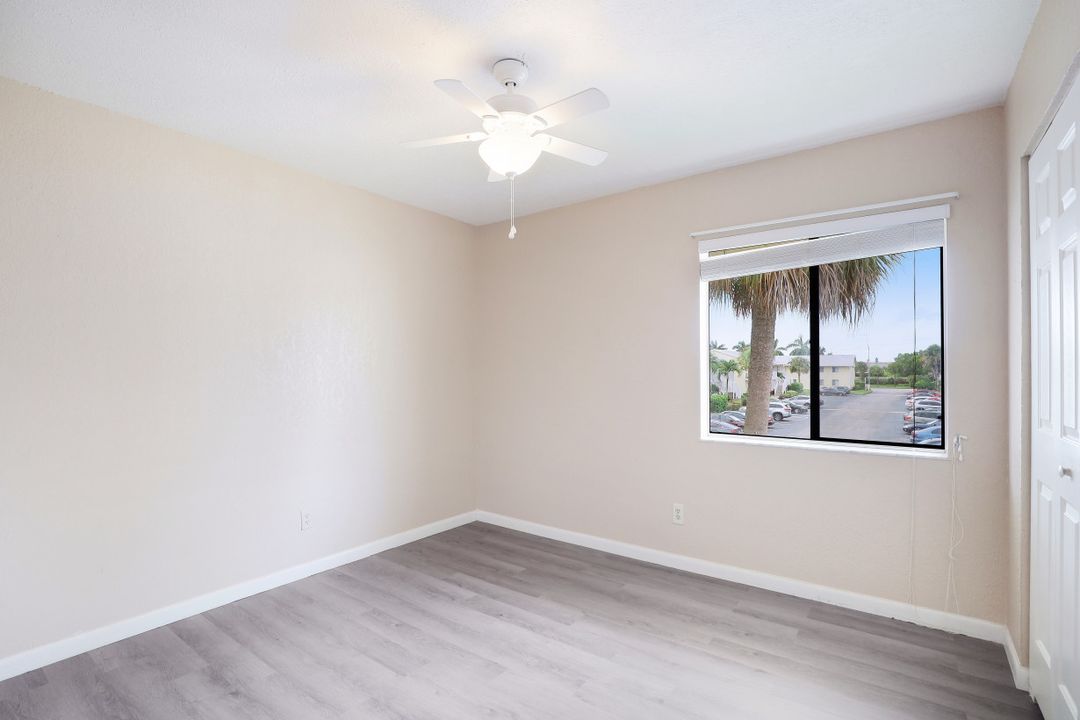 4607 Bayshore Dr #K-6, Naples, FL 34112