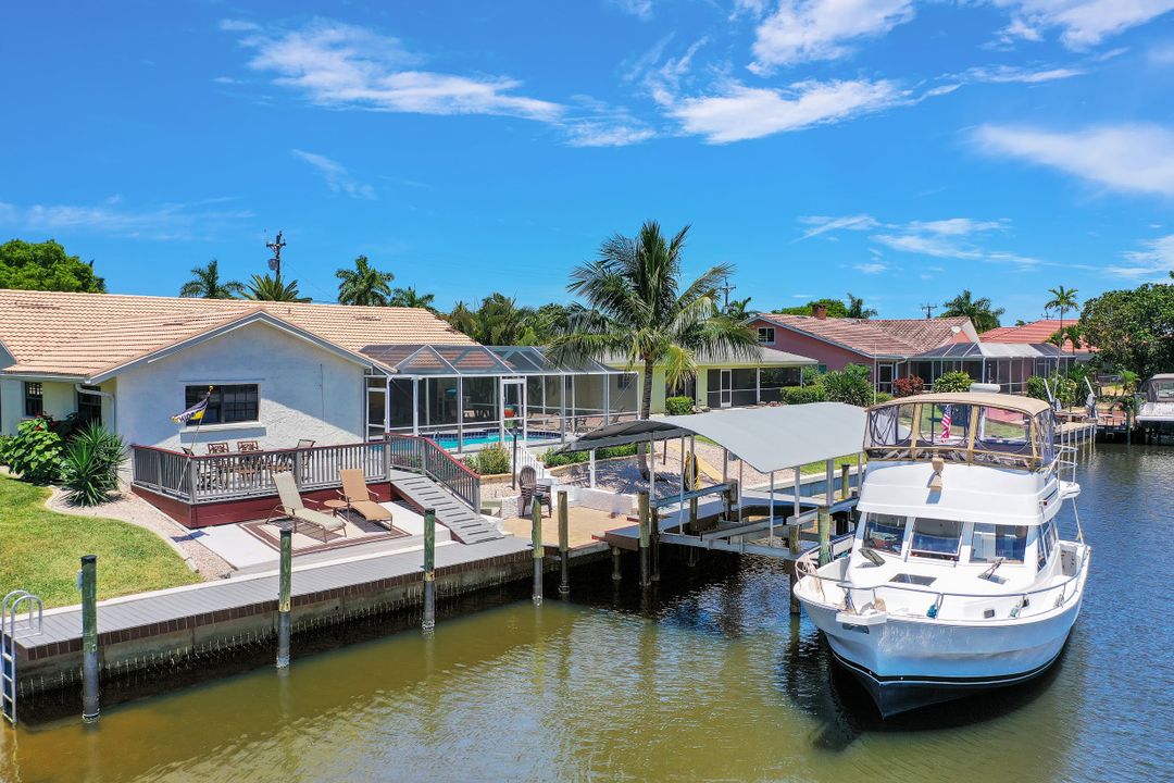 1708 Savona Pkwy, Cape Coral, FL 33904