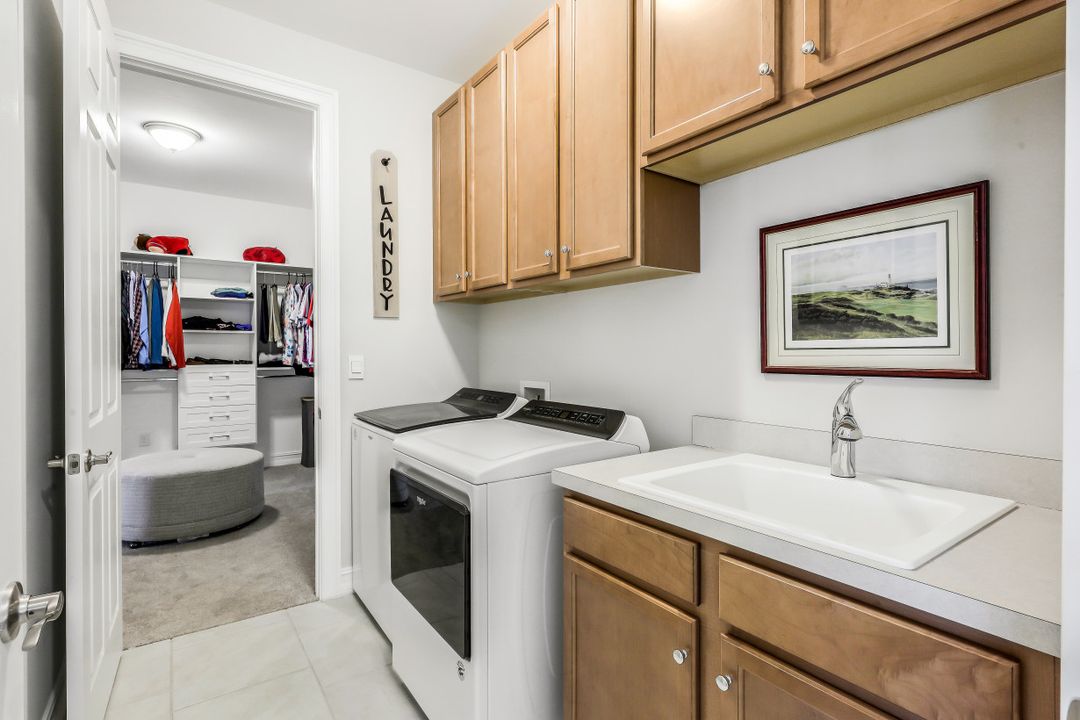 28049 Seasons Tide Ave, Bonita Springs, FL 34135