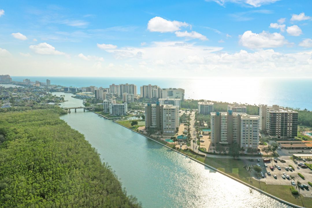 21 Bluebill Ave #603, Naples, FL 34108