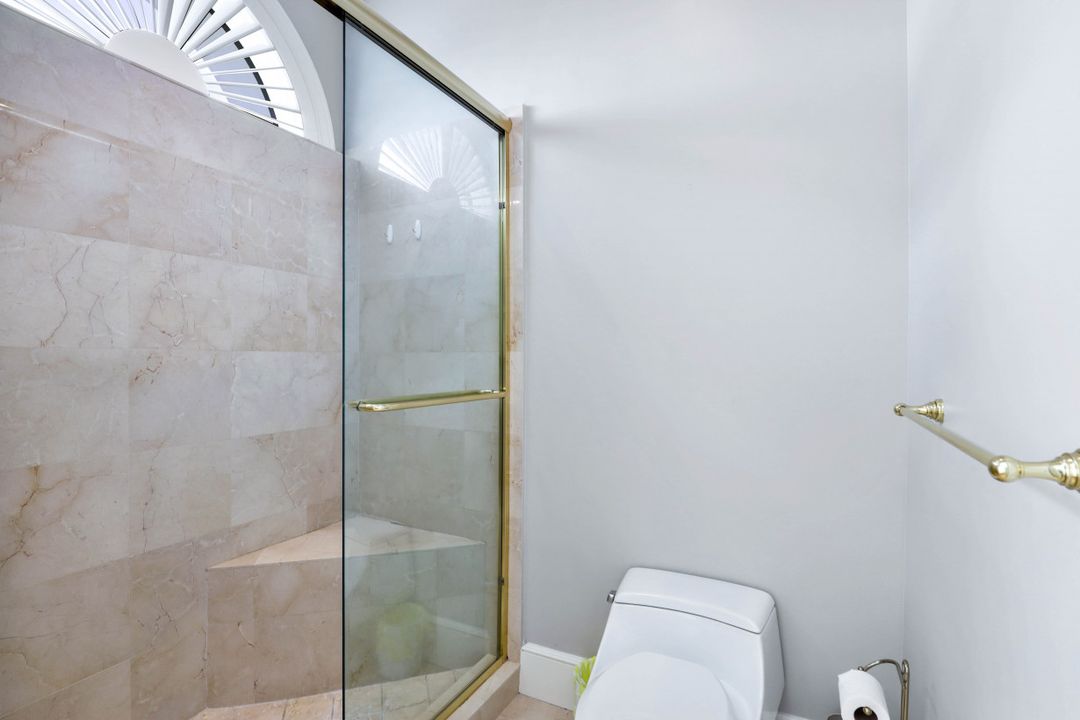 900 5th Ave S #301, Naples, FL 34102