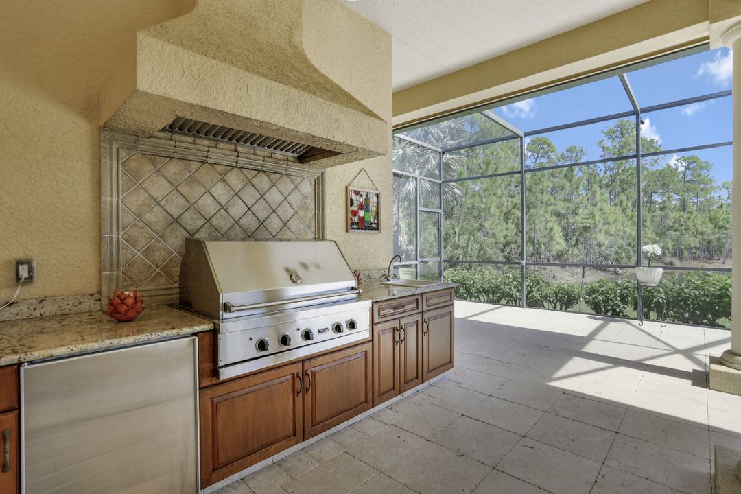 9301 Lakebend Preserve Ct, Estero, FL 34135