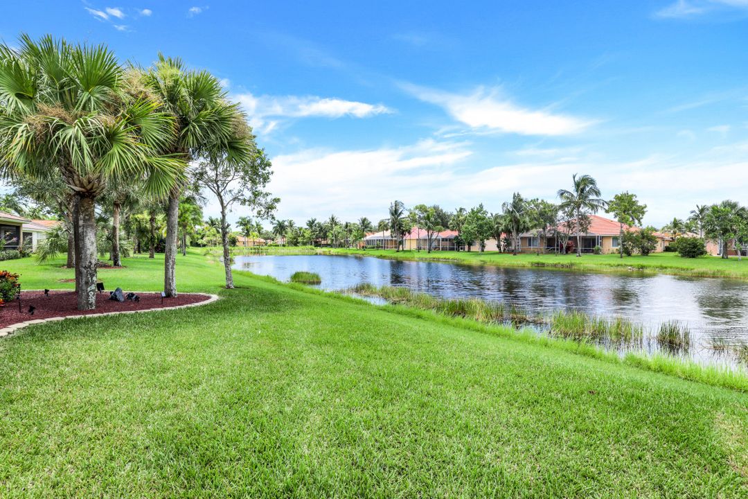 14087 Mirror Ct, Naples, FL 34114