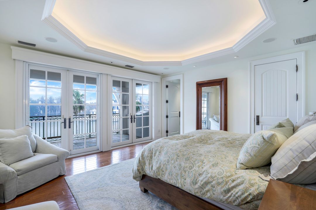 1839 Hurricane Harbor Ln, Naples, FL 34102